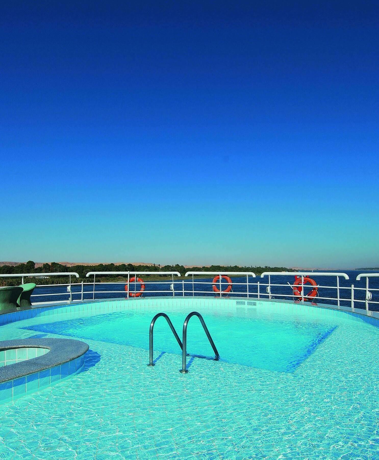 Movenpick Ms Hamees Hotel Qena Exterior photo